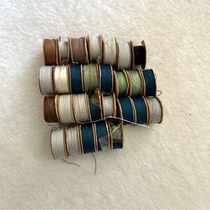 Vintage Cotton Star Bobbin Style L American Thread Co Lot of 28 Many Colors